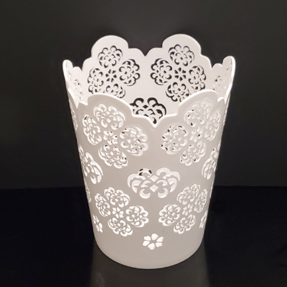 ONLY SOLD IN BUNDLE 12" White Floral Cutout Plastic Wastebasket - Picture 3 of 10